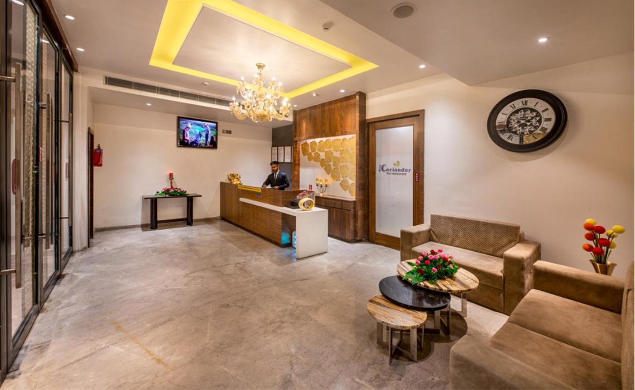 Lords Eco Inn Amritsar Bagian luar foto